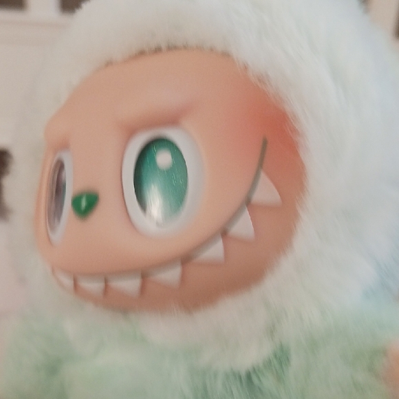 (Serenity) Authentic Pop Mart Big Into Energy Labubu - Open Box - Picture 8 of 17